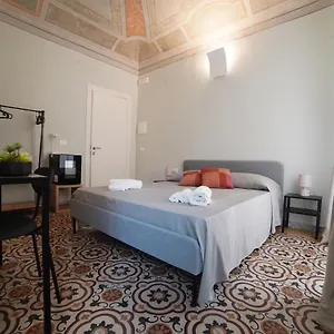 Bed & Breakfast Domus Maqueda, Palermo